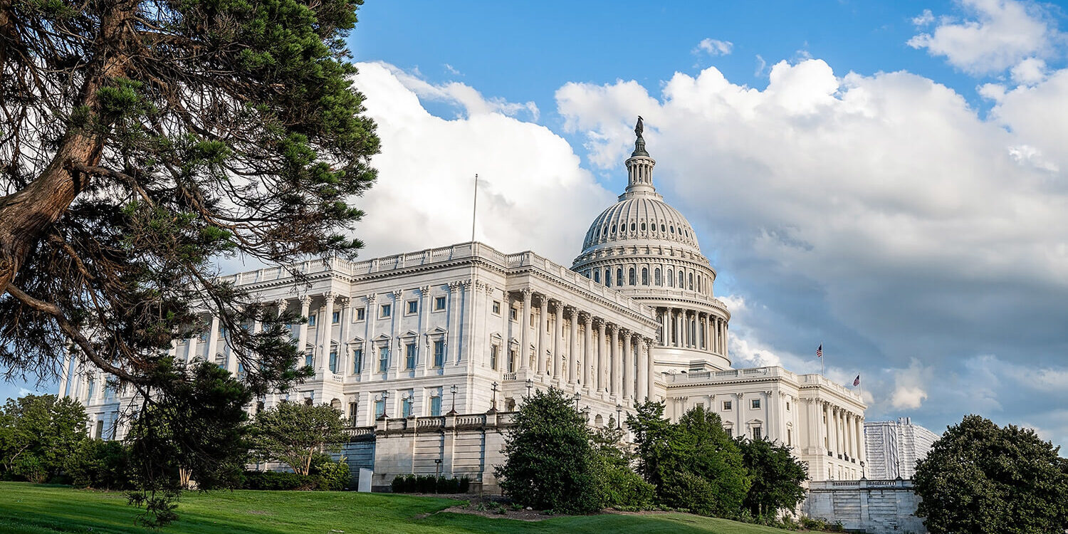 Picture of the United States Capitol building in Washington DC